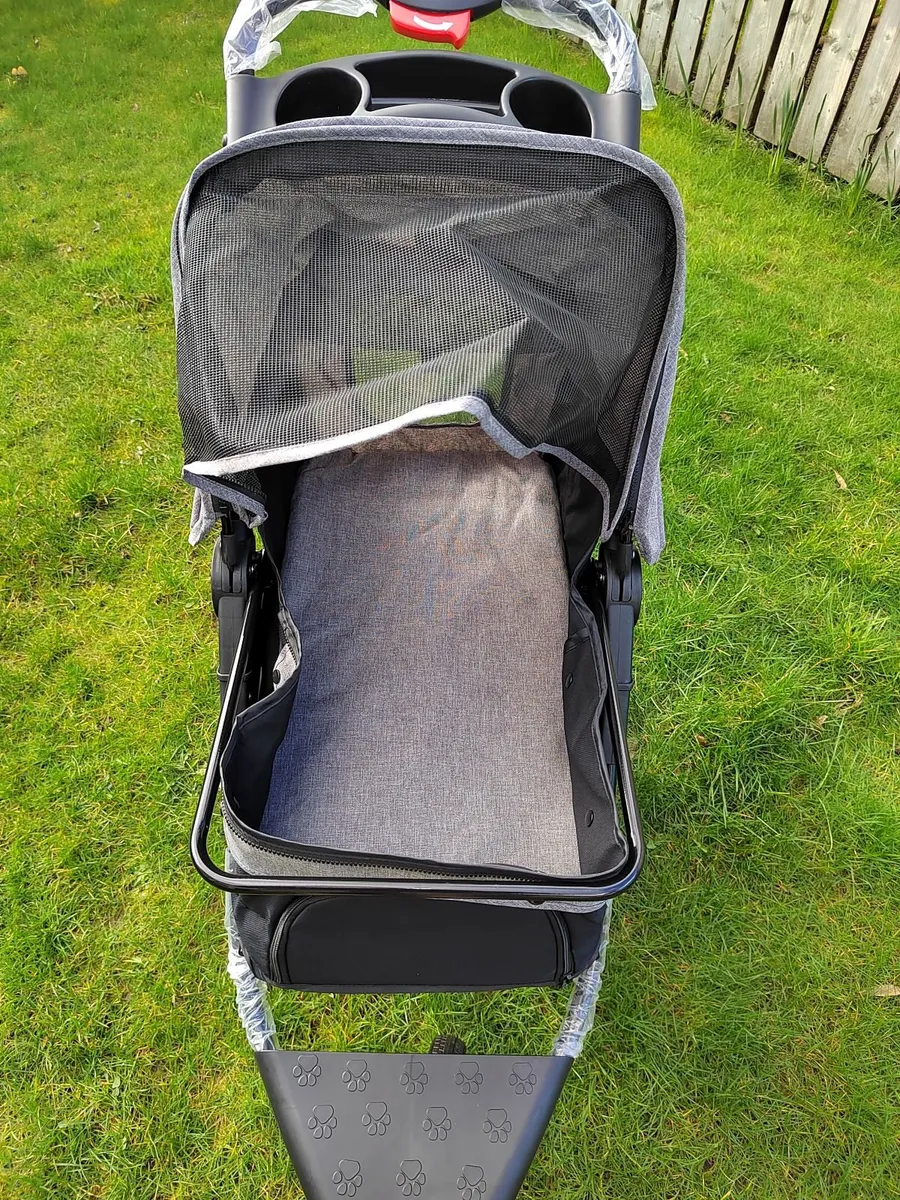 PawHut Folding 3 Wheel Pet Stroller Travel - Image 2