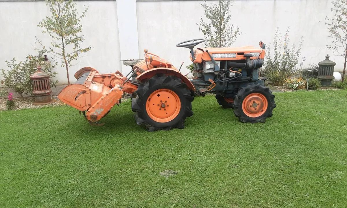 Tractor - Image 3