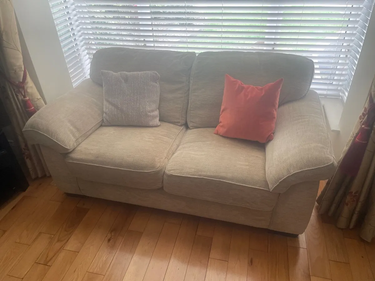 Furniture - Couches & Seat. 3/2/1 - Image 3