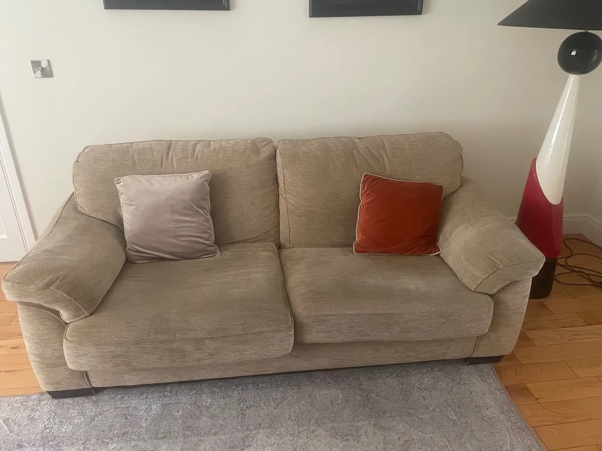 Furniture - Couches & Seat. 3/2/1 - Image 2