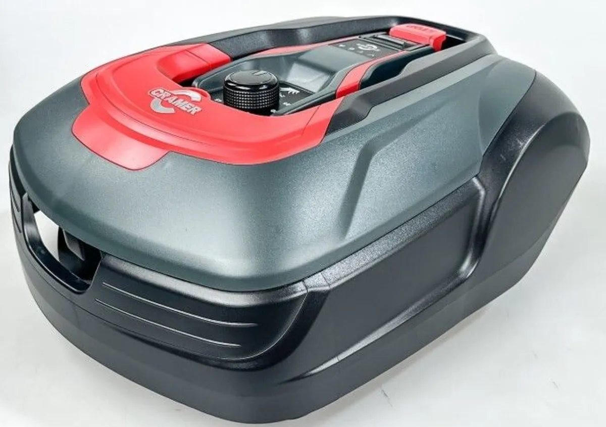 Cramer RM1500 Robotic Lawn Mower plus Installation Kit L Brand New - Image 1