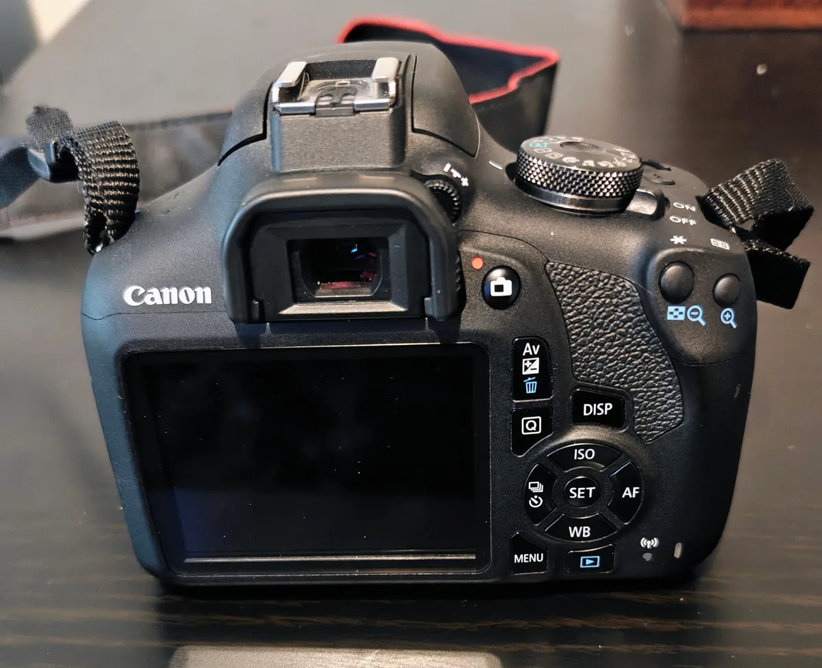 Canon Rebel T7 + 3 Lens - Image 2