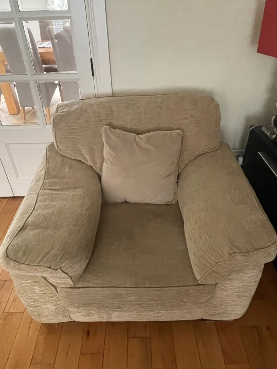 Furniture - Couches & Seat. 3/2/1 - Image 4