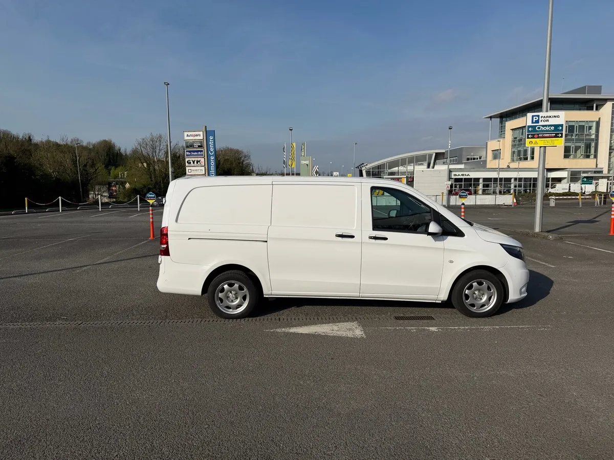 Mercedes Benz Vito 2020 low km! - Image 1