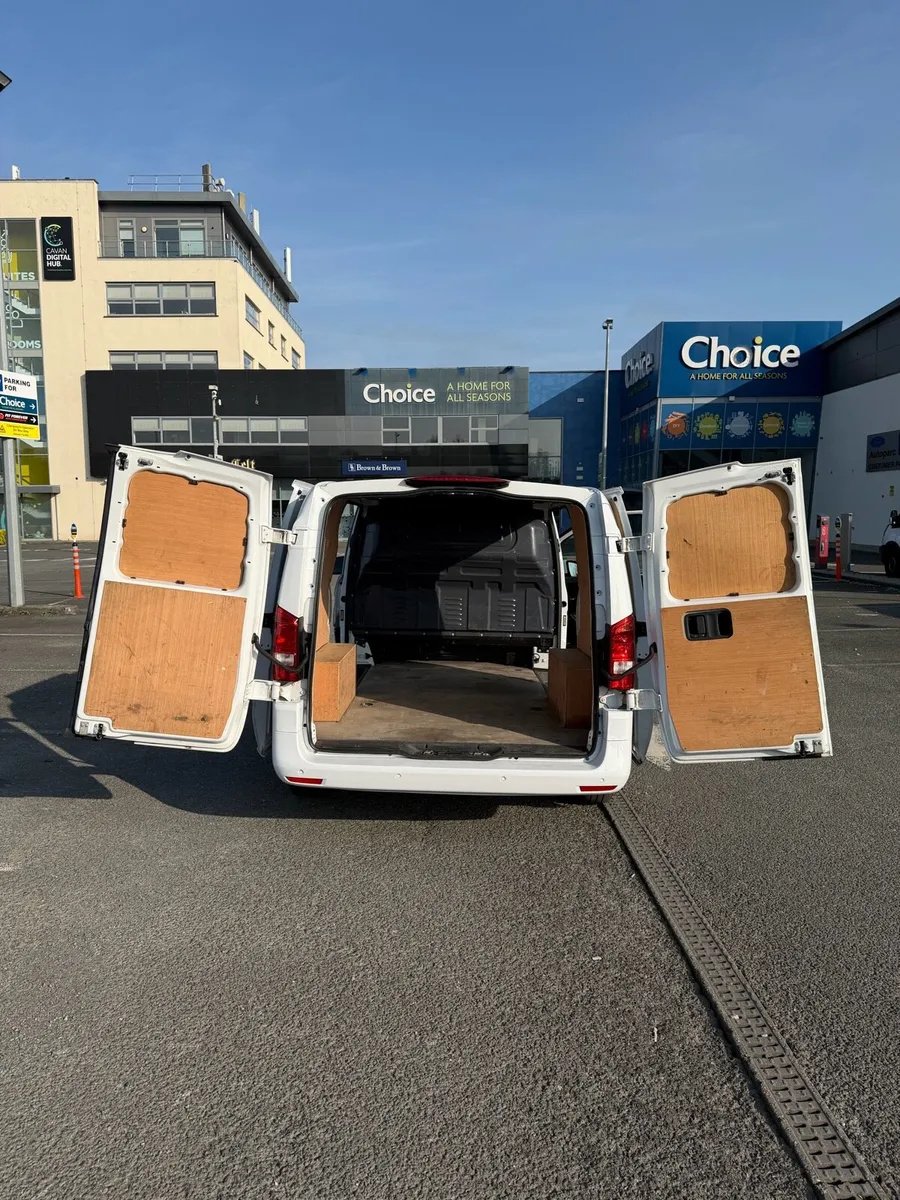Mercedes Benz Vito 2020 low km! - Image 3