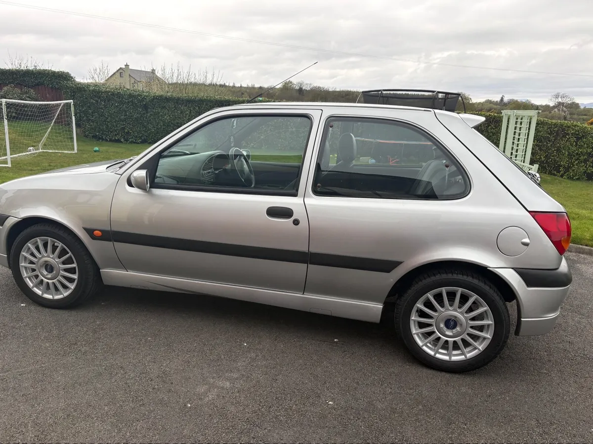 Ford Fiesta 2000 - Image 3