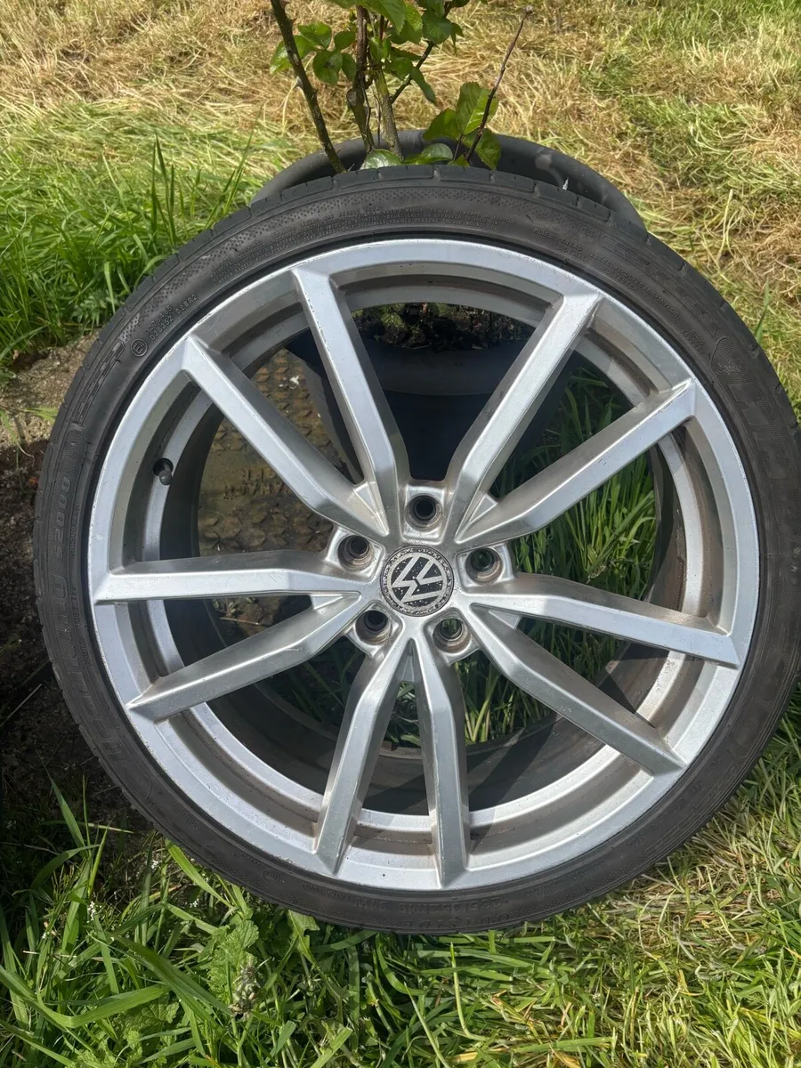 19” PRETORIA SILVER ALLOY WHEELS - Image 4