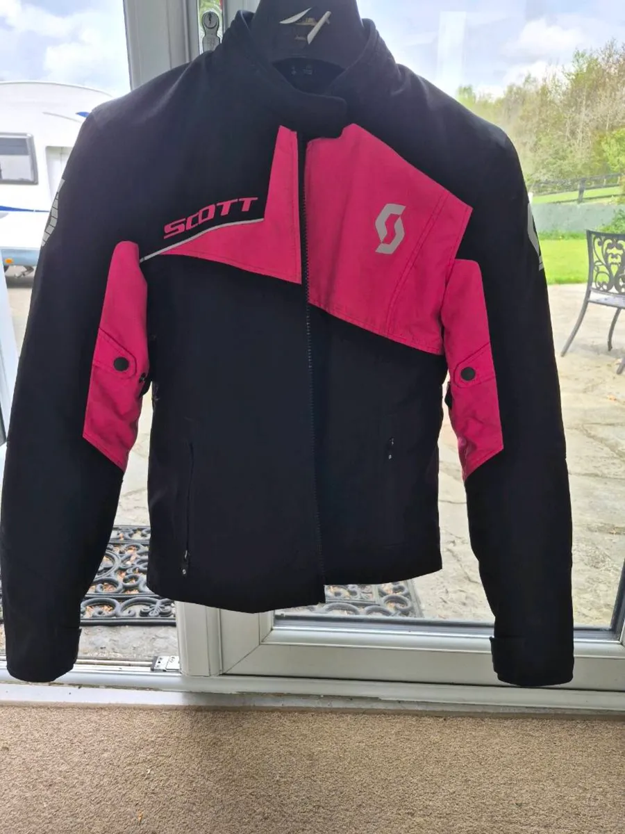 Ladies Mororccyle Jacket -small - Image 1