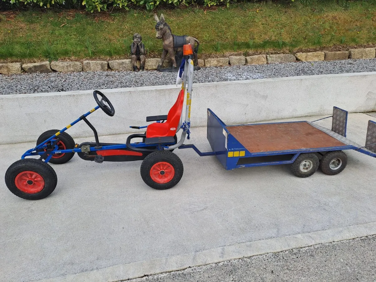 Go-cart and lowloader and silage trailer - Image 1