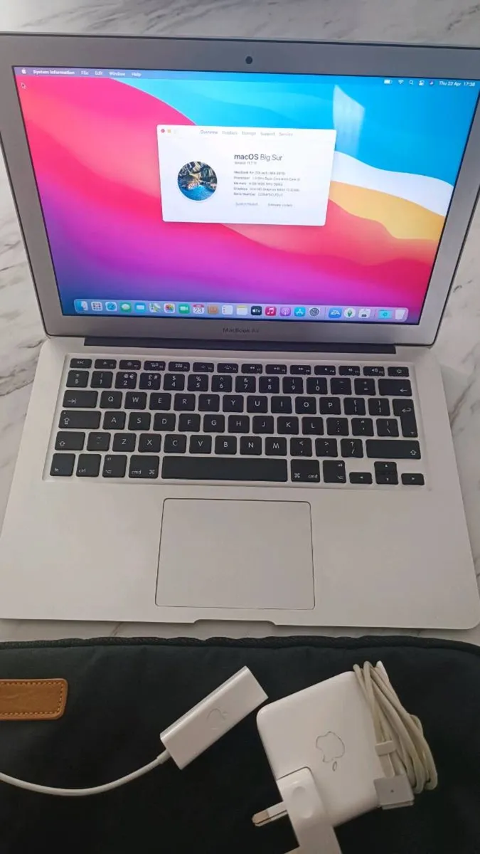 13inch Macbook Air - Image 3