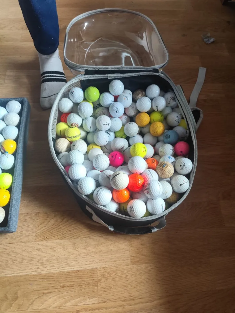 Golf balls - Image 1