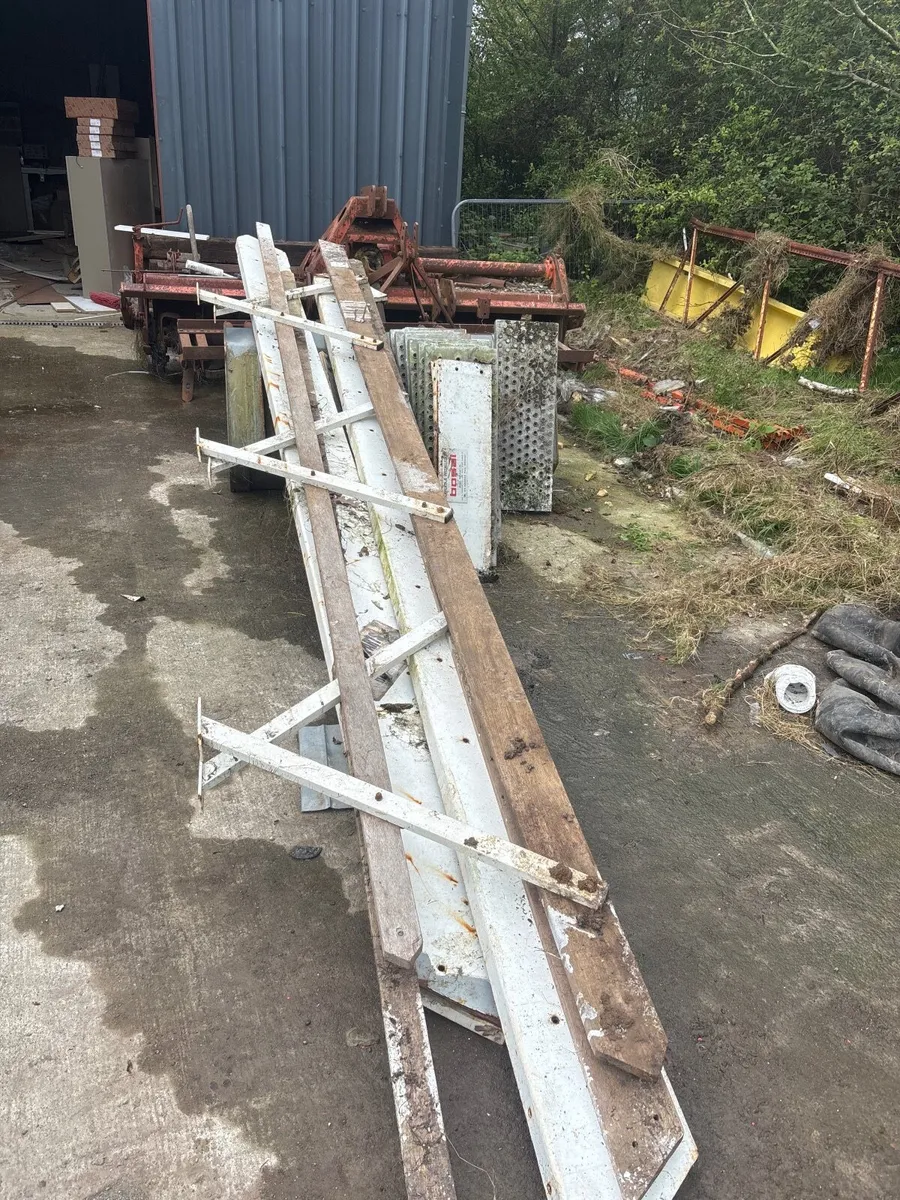 Steel stairs - Image 3