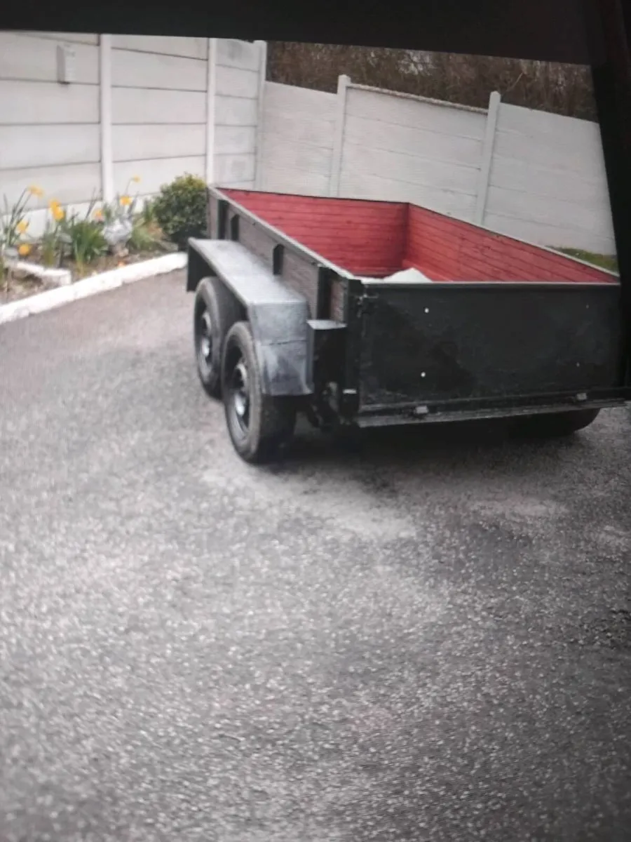 Trailer - Image 2