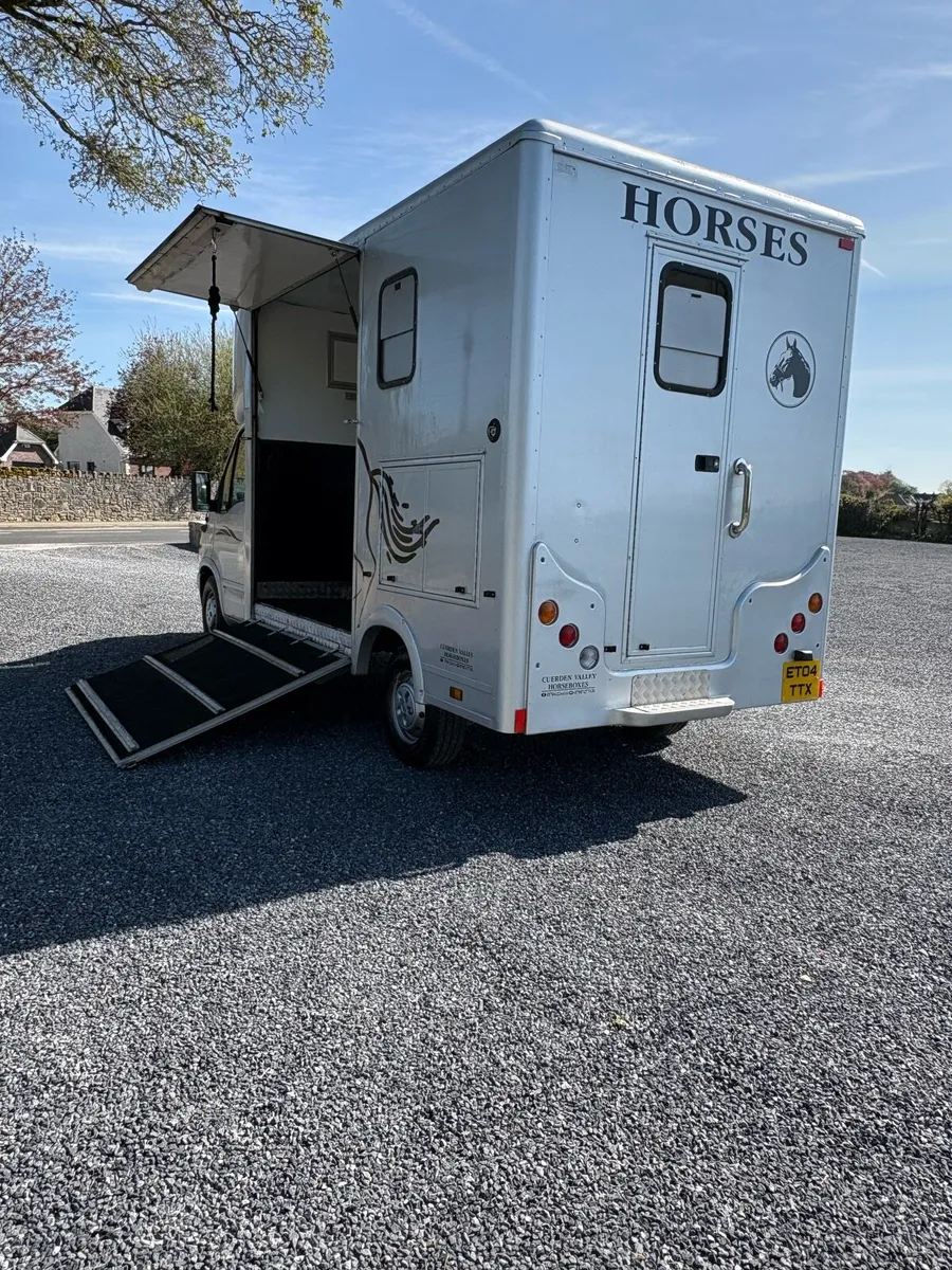 NI  registered Horse lorry - Image 1