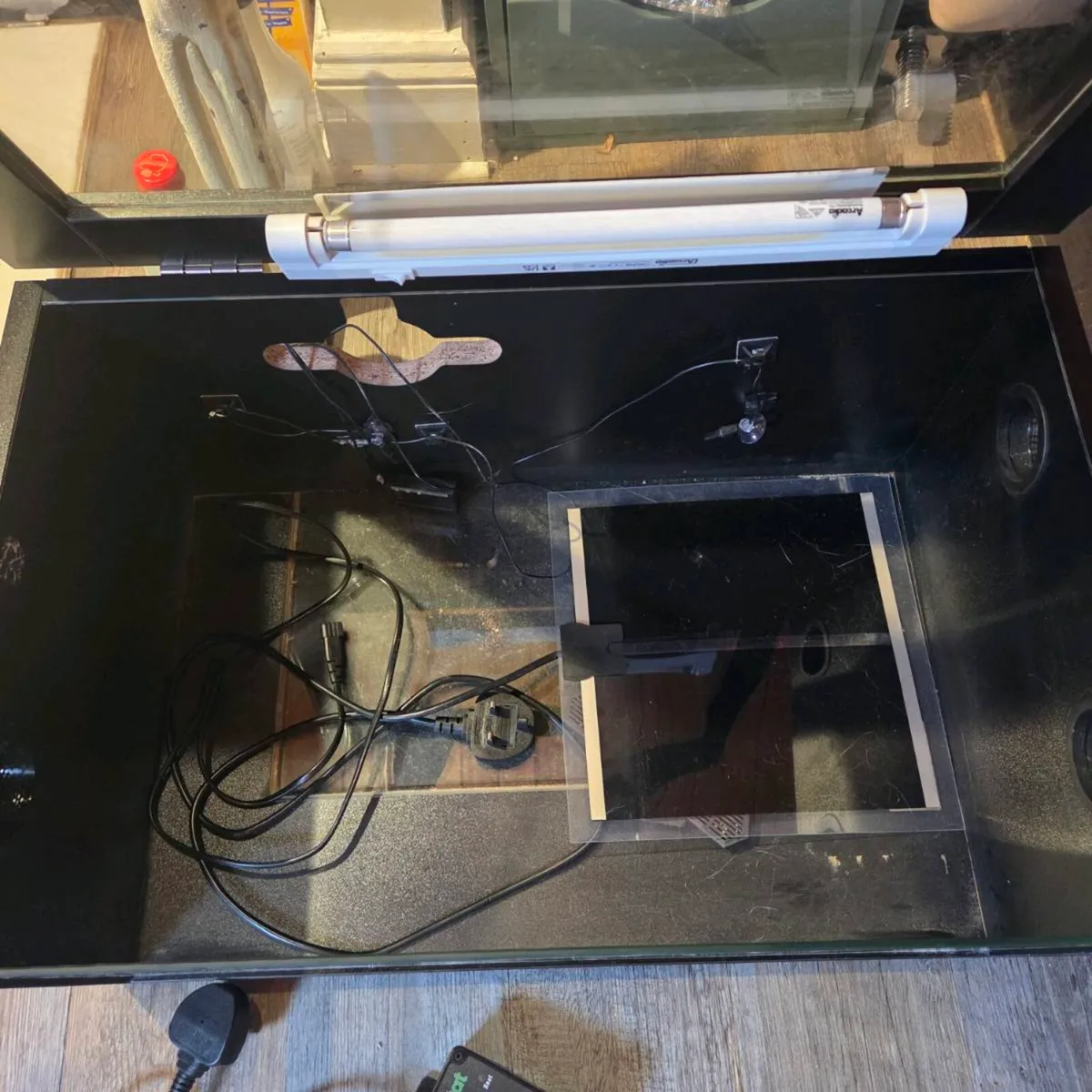 Reptile Enclosure - Image 3