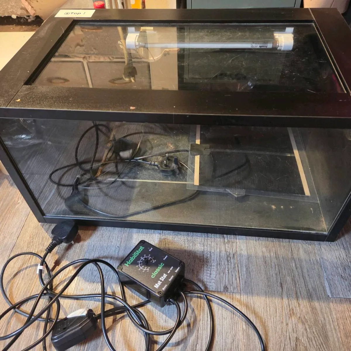 Reptile Enclosure - Image 1