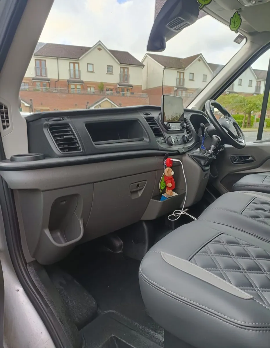 Ford Transit 2021 - Image 2