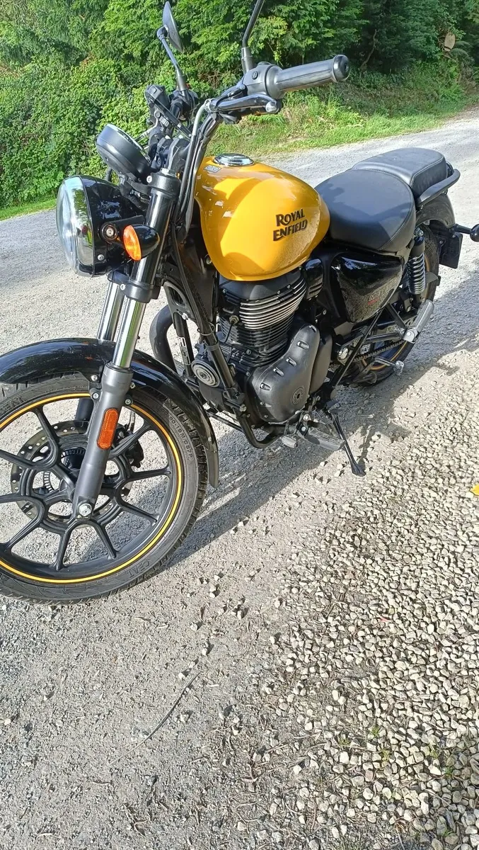 ROYAL ENFIELD ONLY 400KM - Image 4