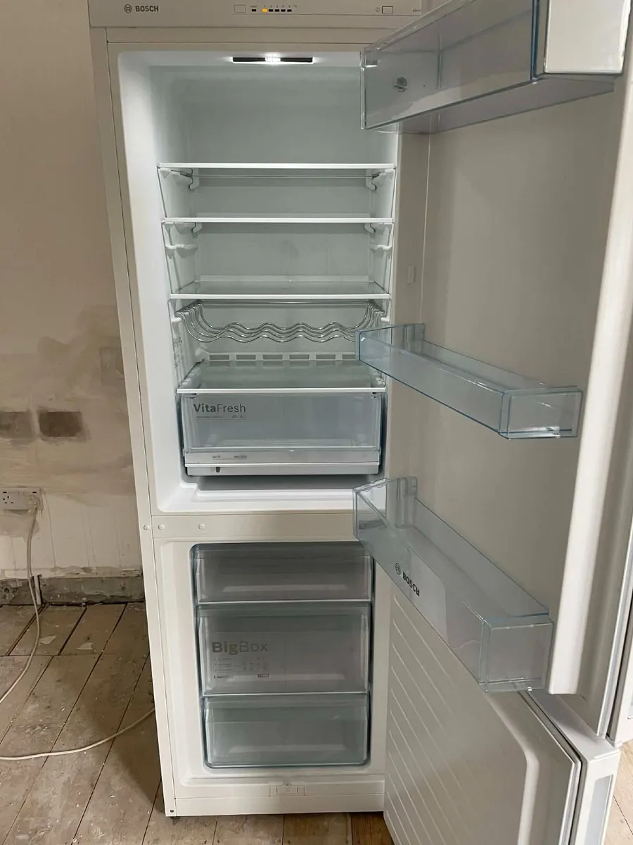 Bosch Freestanding Fridge Freezer For Sale - Image 2