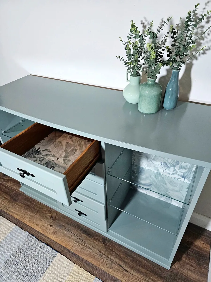 Sideboard - Image 3