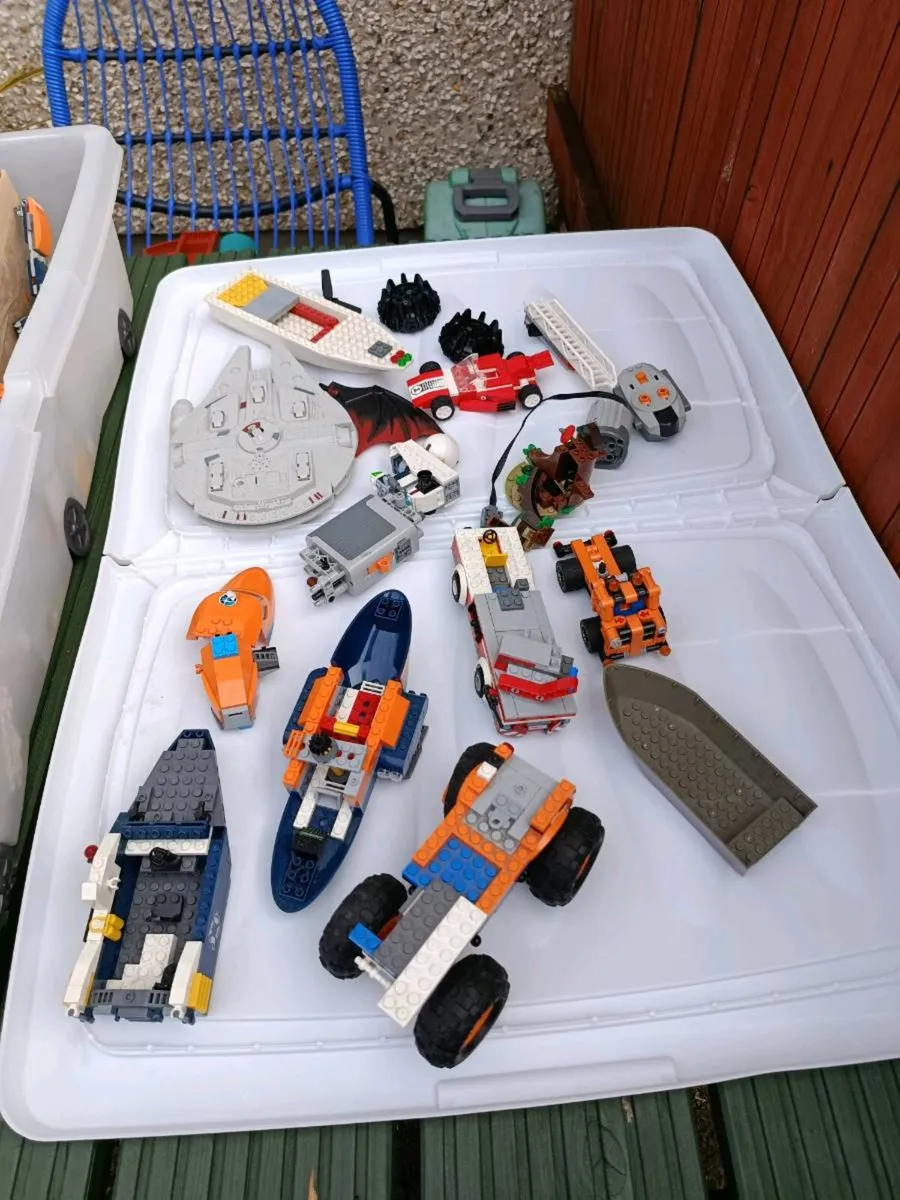 Box of Legos - Image 4