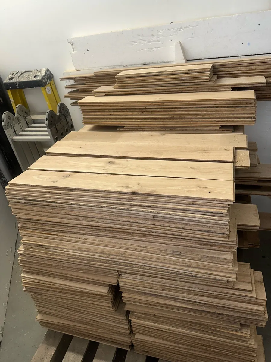 Reclaimed oak floor - Image 1