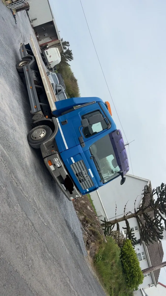 2008 man 7.5ton nugent tilt and slide. - Image 2