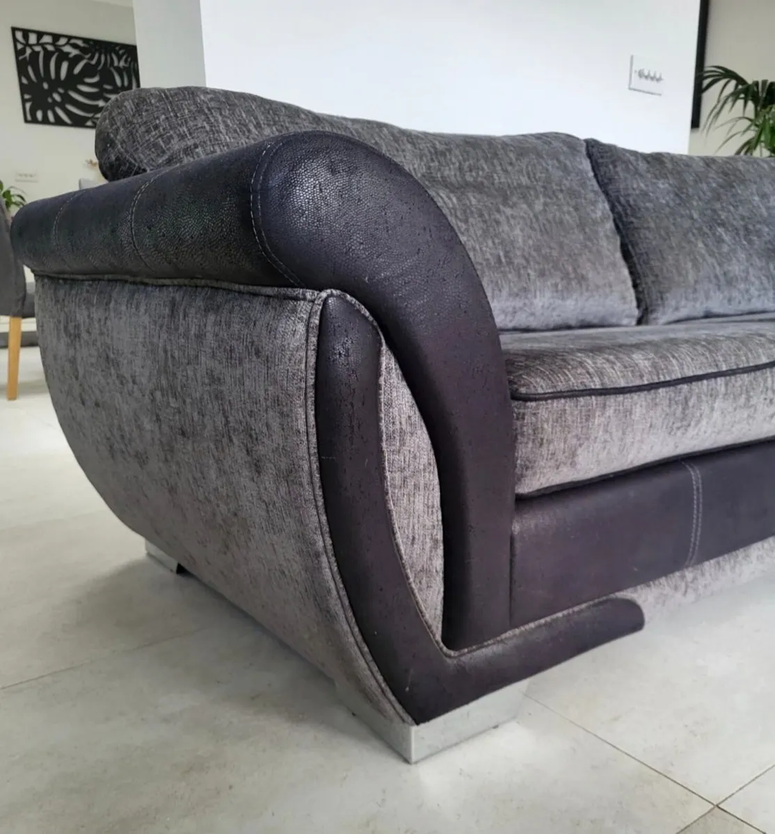 SOFA FROM DFS - Image 3