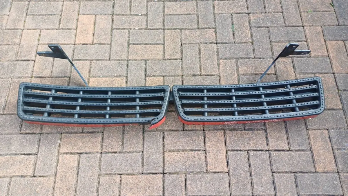 Rear Van step - Image 3