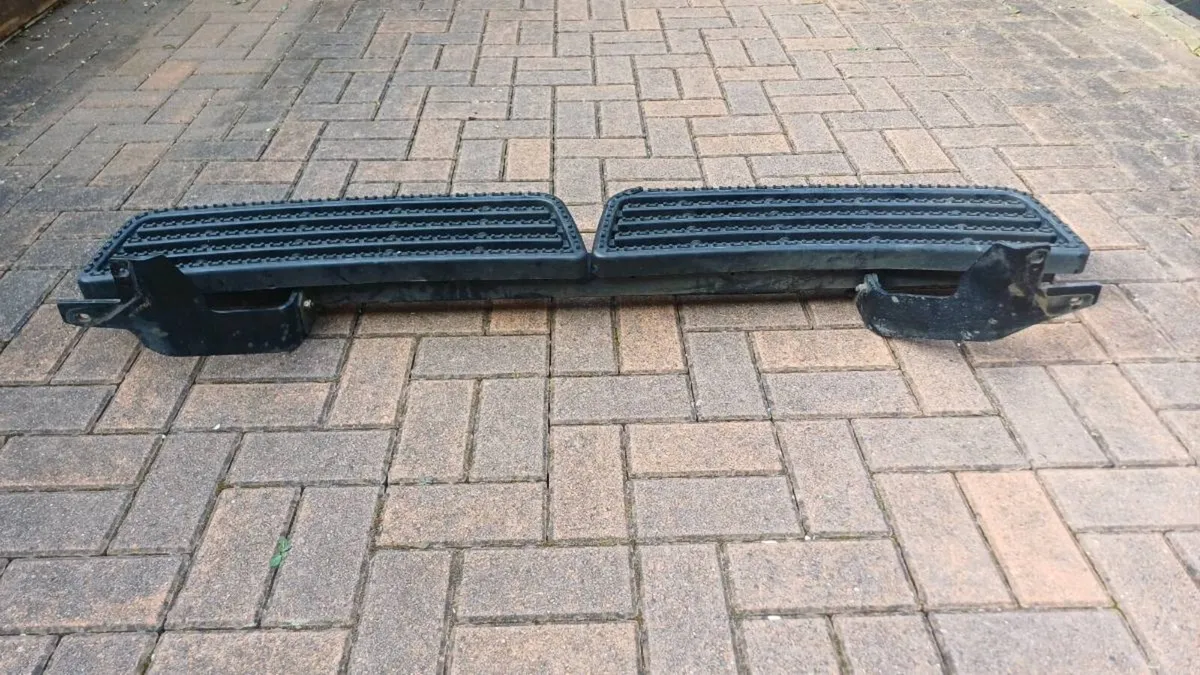 Rear Van step - Image 4