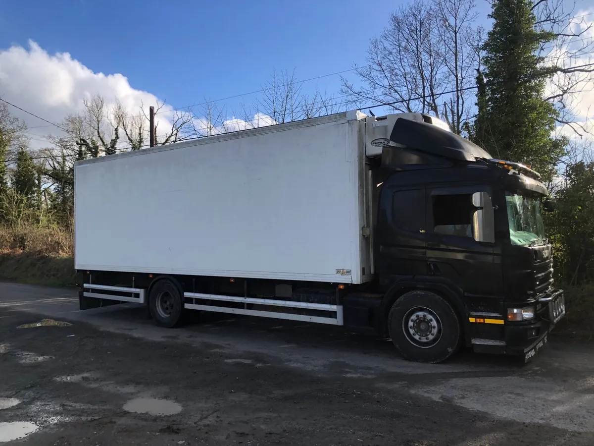 SCANIA 94D 230 BHP 2003 - Image 1