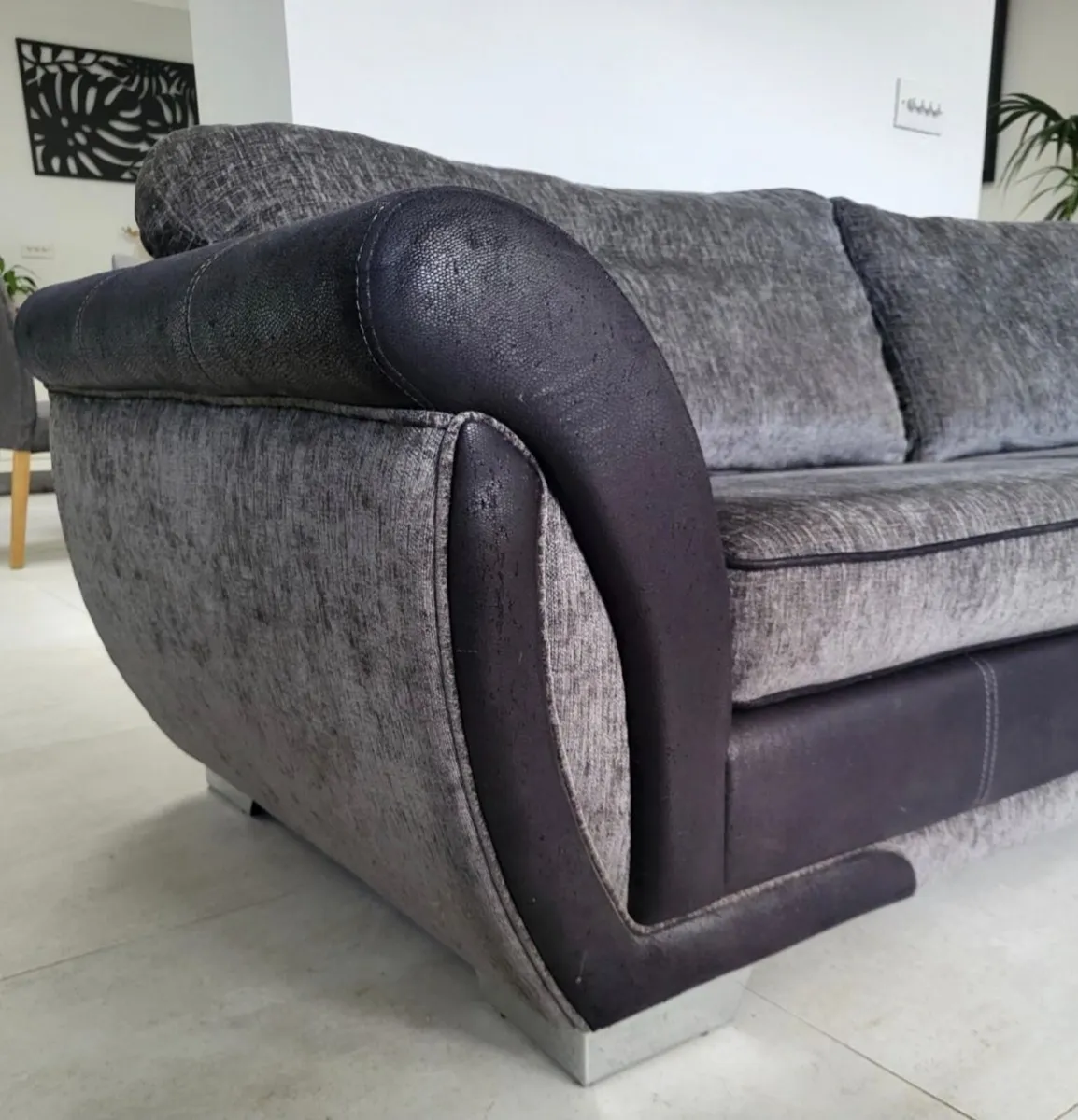 SOFA FROM DFS - Image 4