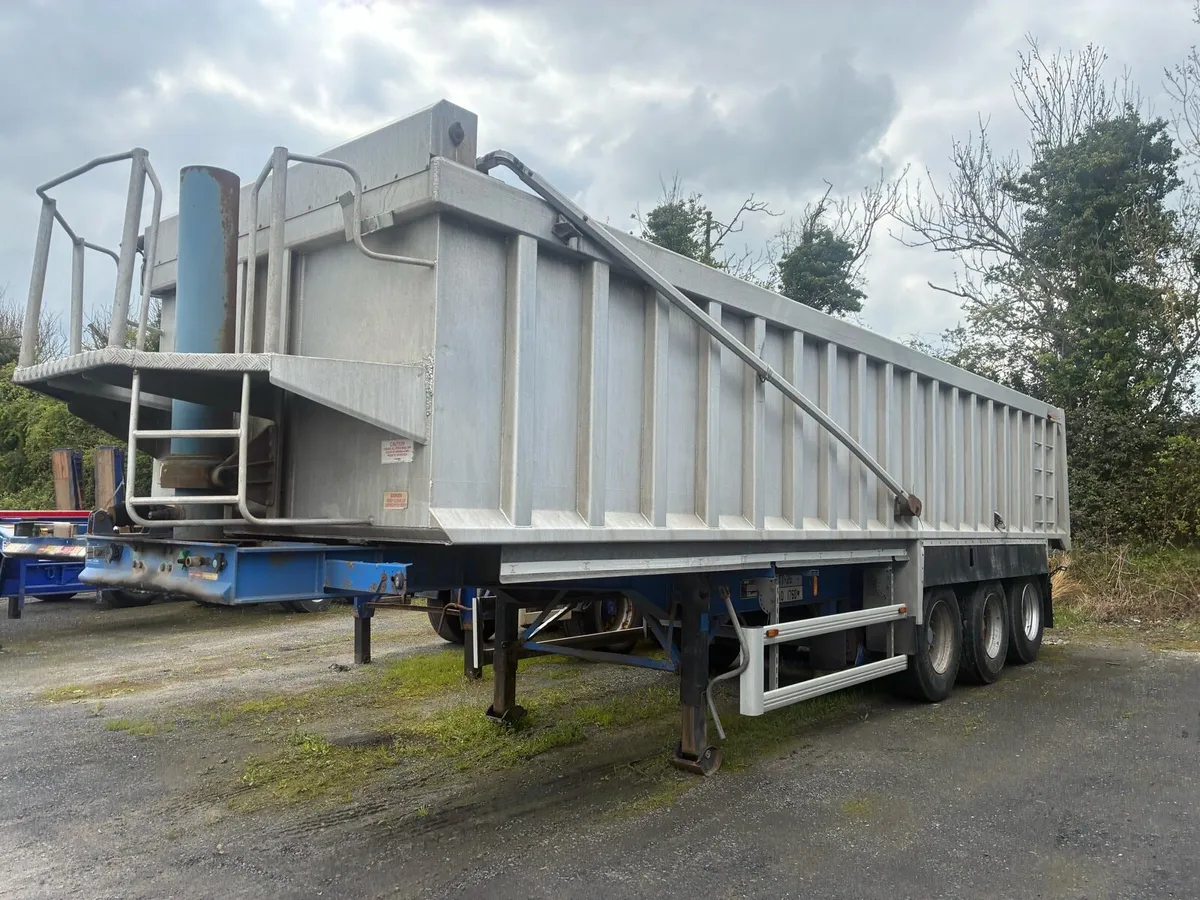 Dennison Tipping Trailer - Image 1