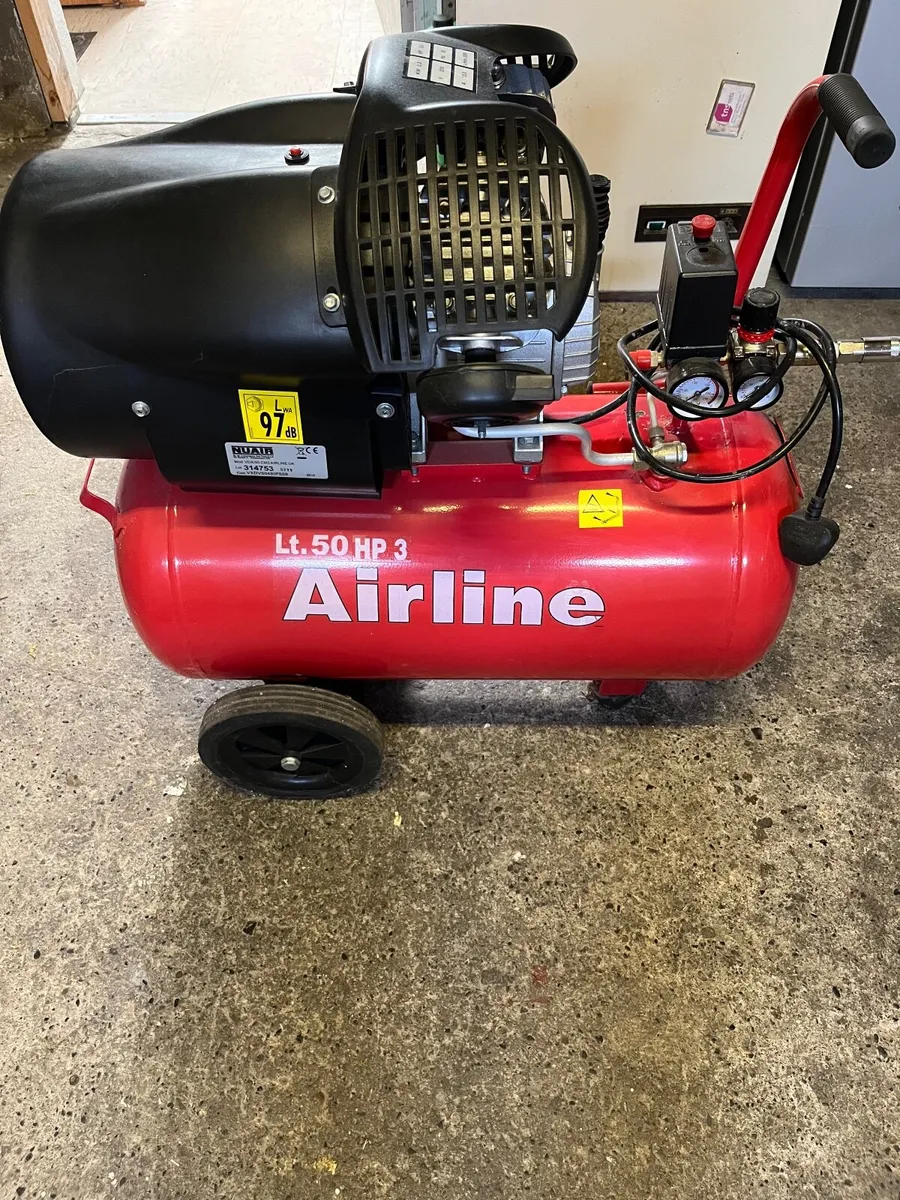 Air compressor - Image 1