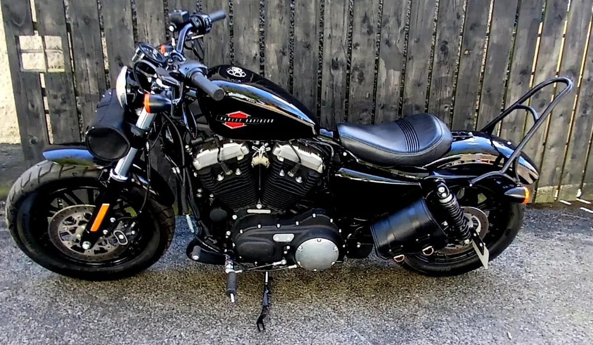 19 Harley Sportster 48  6853km 1 Owner VIDEO - Image 3