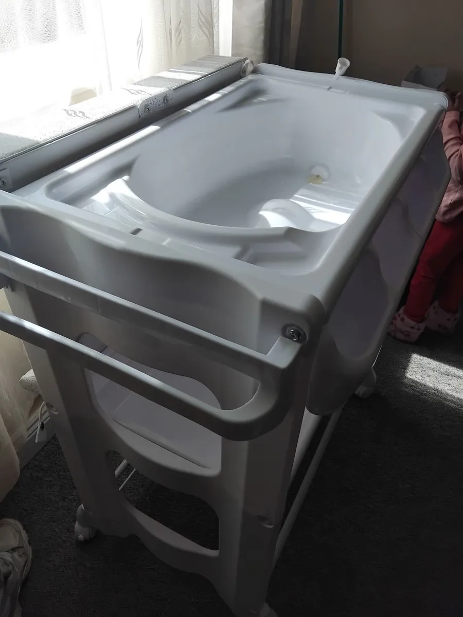 Babylo Bath and Baby Changing Table Koala Green - Image 1