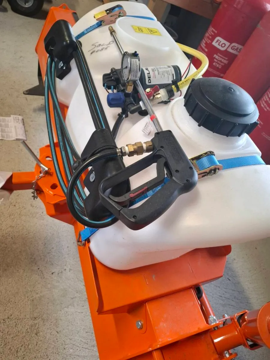 Chapman 8ft weelicker brush - Image 2