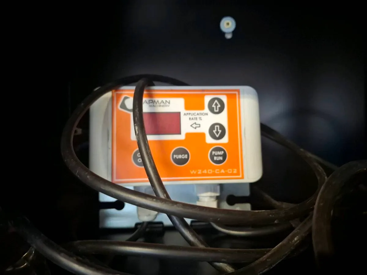 Chapman 8ft weelicker brush - Image 3