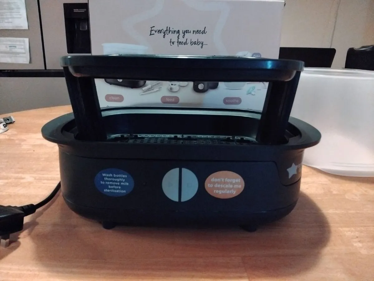 Tommee Tippee Electric Steam Steriliser and Bottle - Image 3