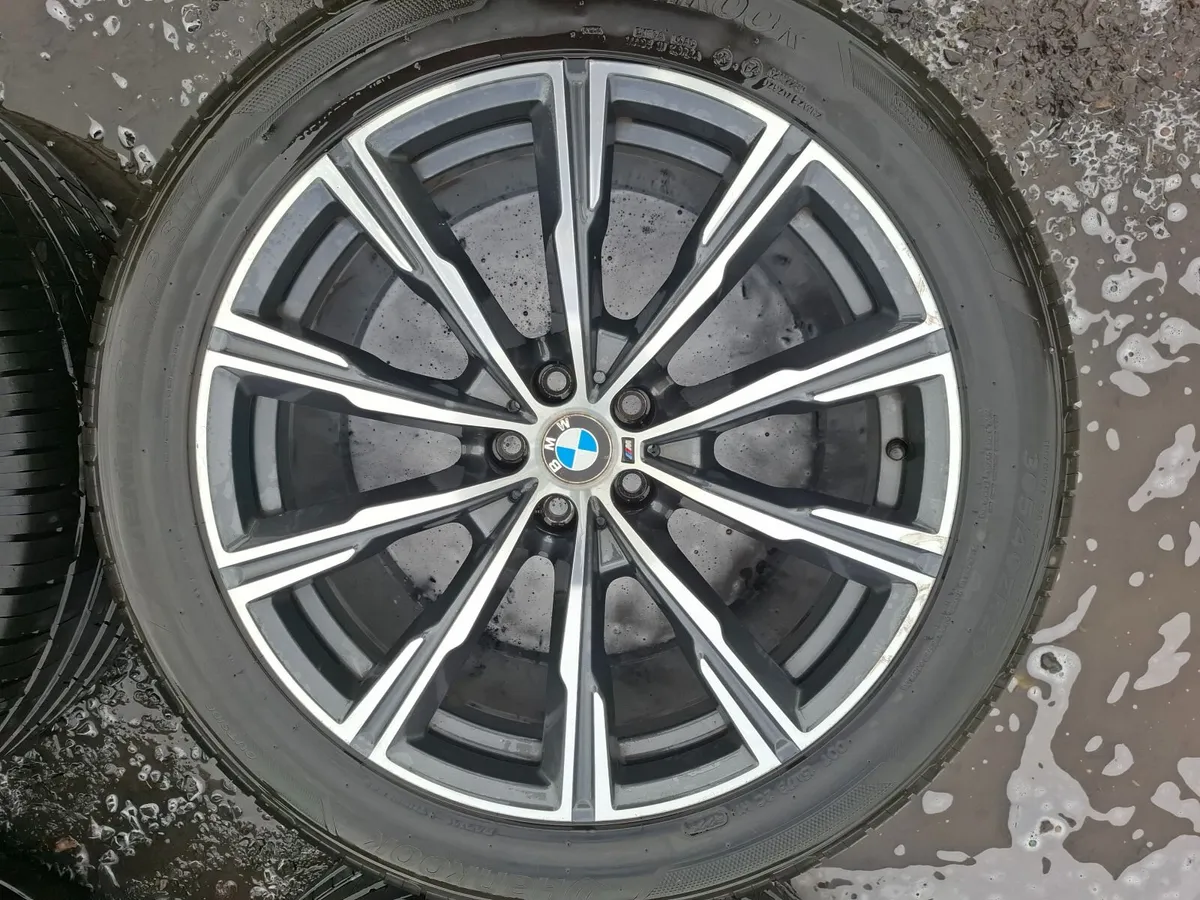 20" Genuine Bmw X5 G05 M Sport Alloys with tyres - Image 3