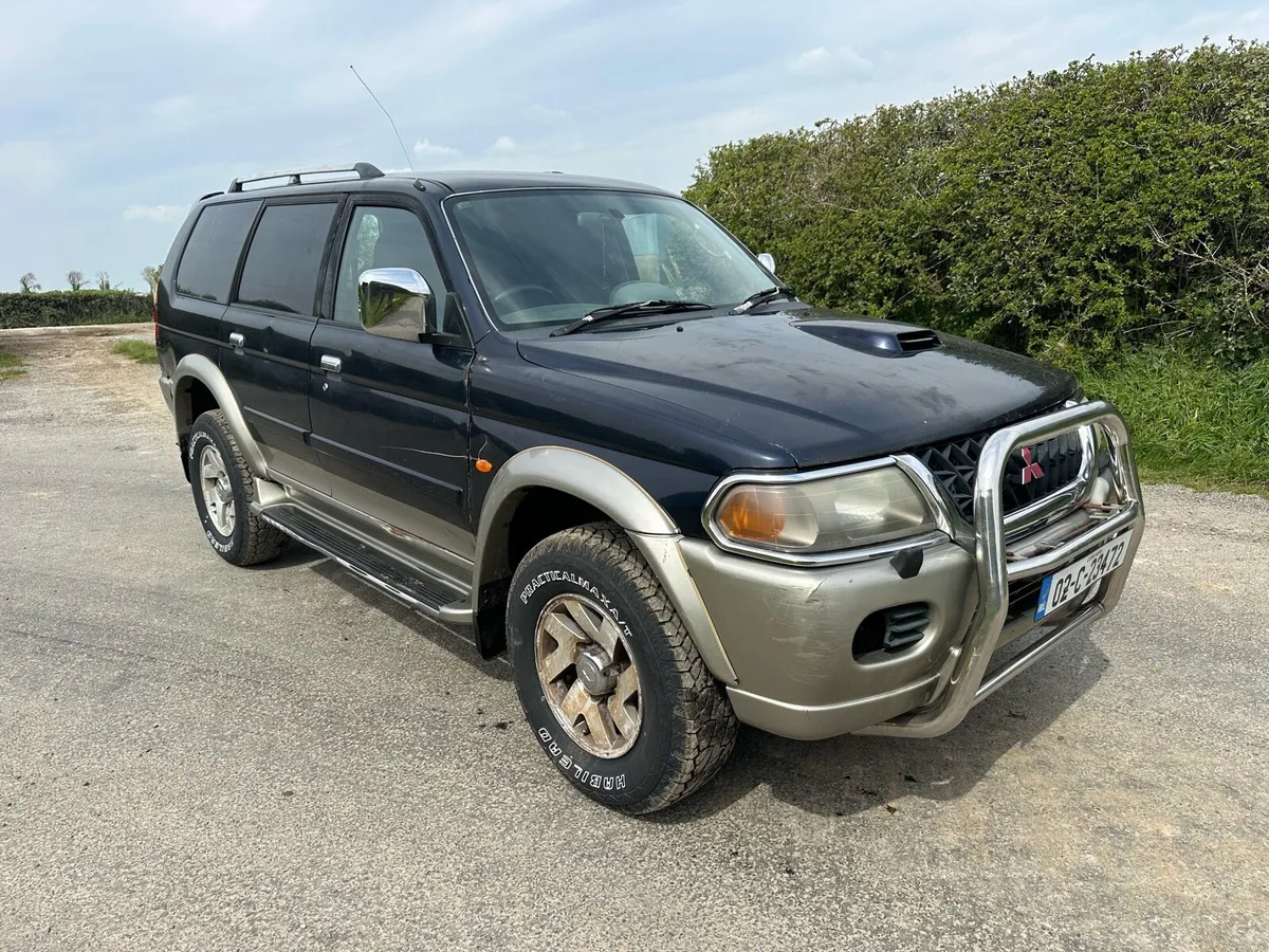 Mitsubishi Pajero sport - Image 1