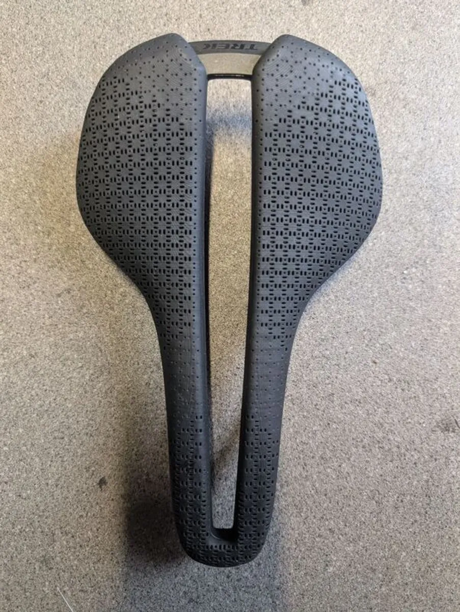 trek aeolus elite airloom saddle 155mm - Image 1