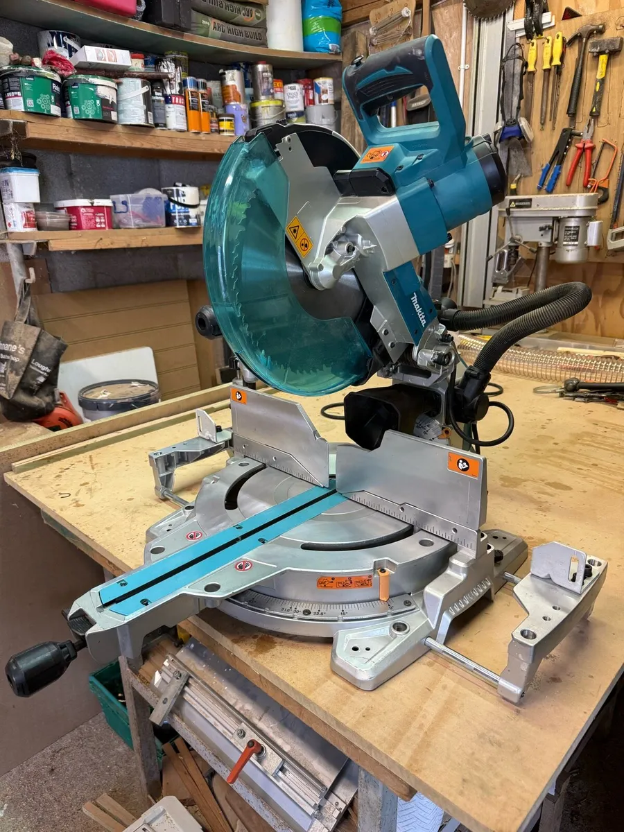 Makita LS1219L 12” Mitre Saw 110V - Image 2