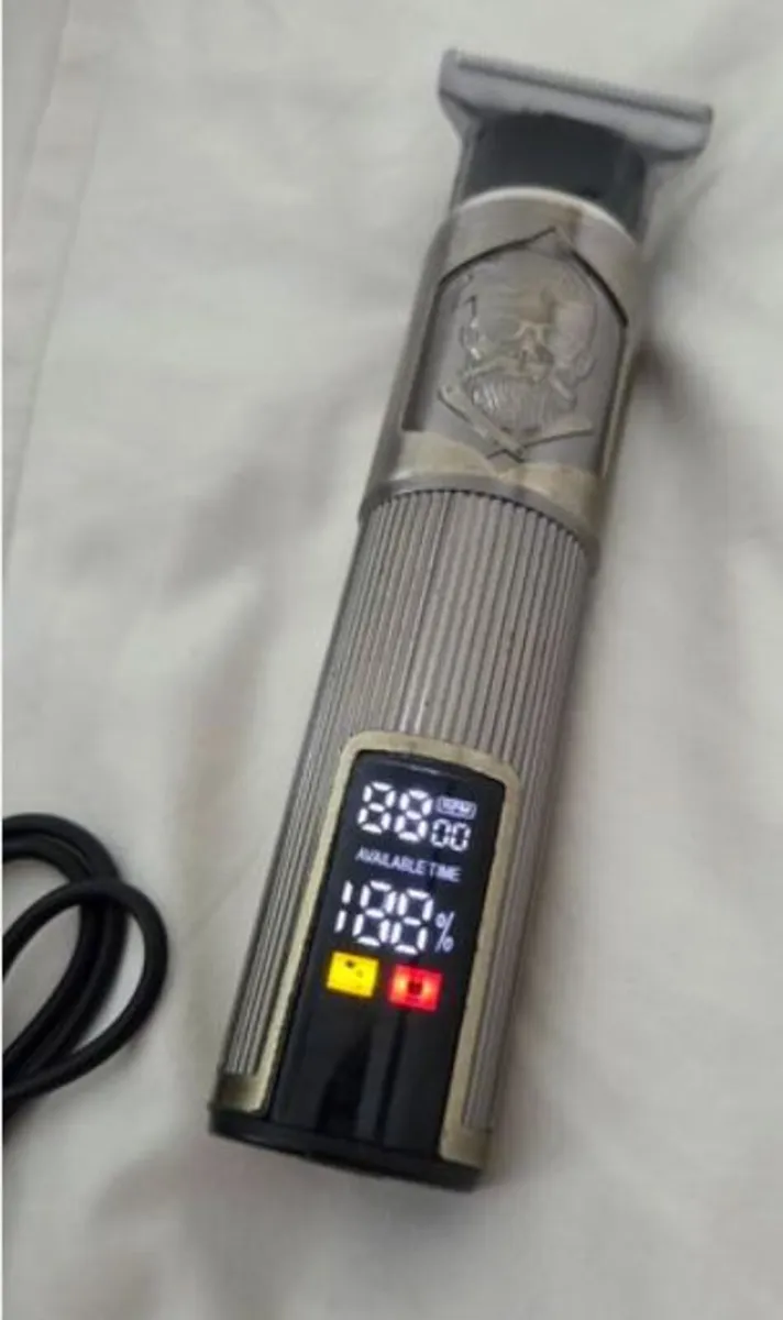 Hair clipper. - Image 3