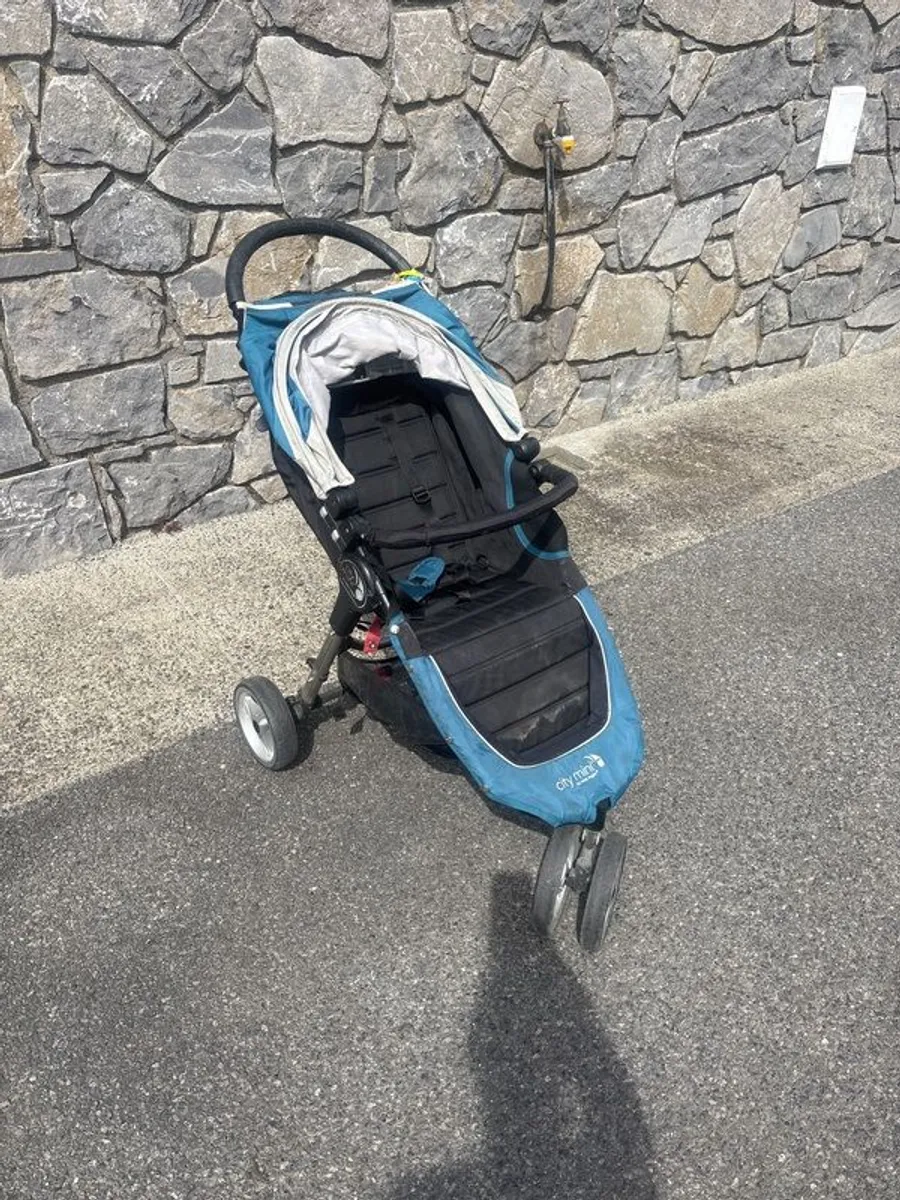 City Jogger - Image 1