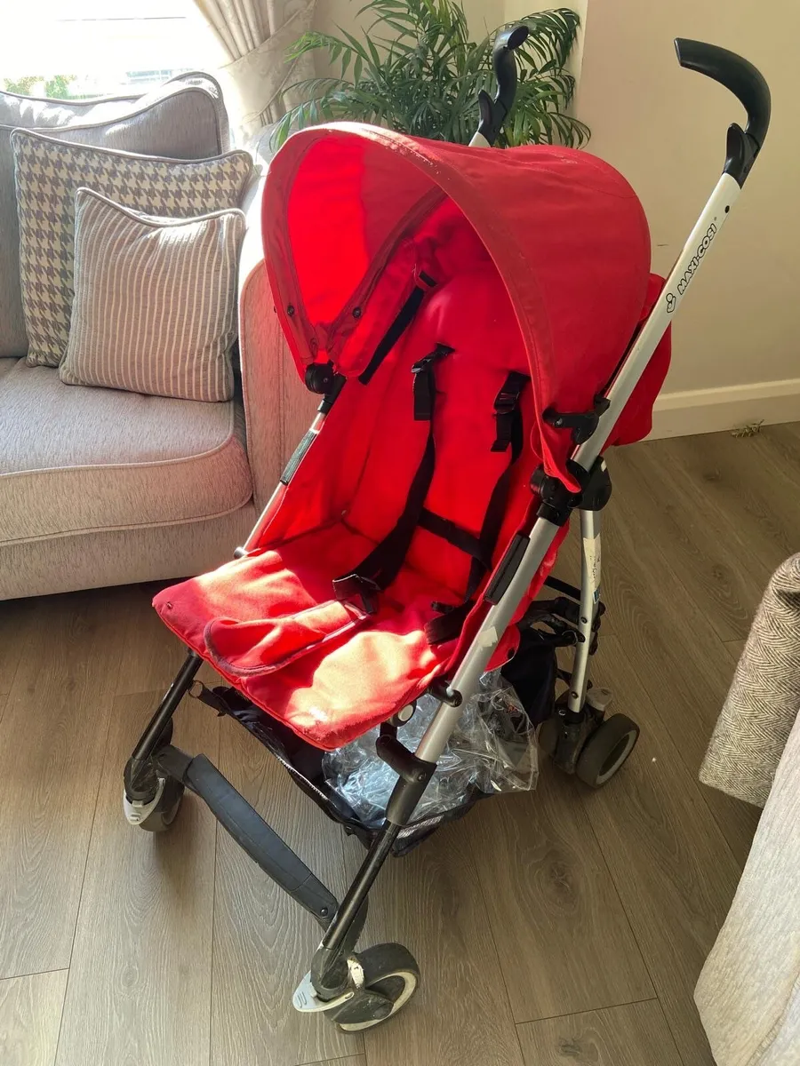 Maxi Cosi travel buggy - Image 1