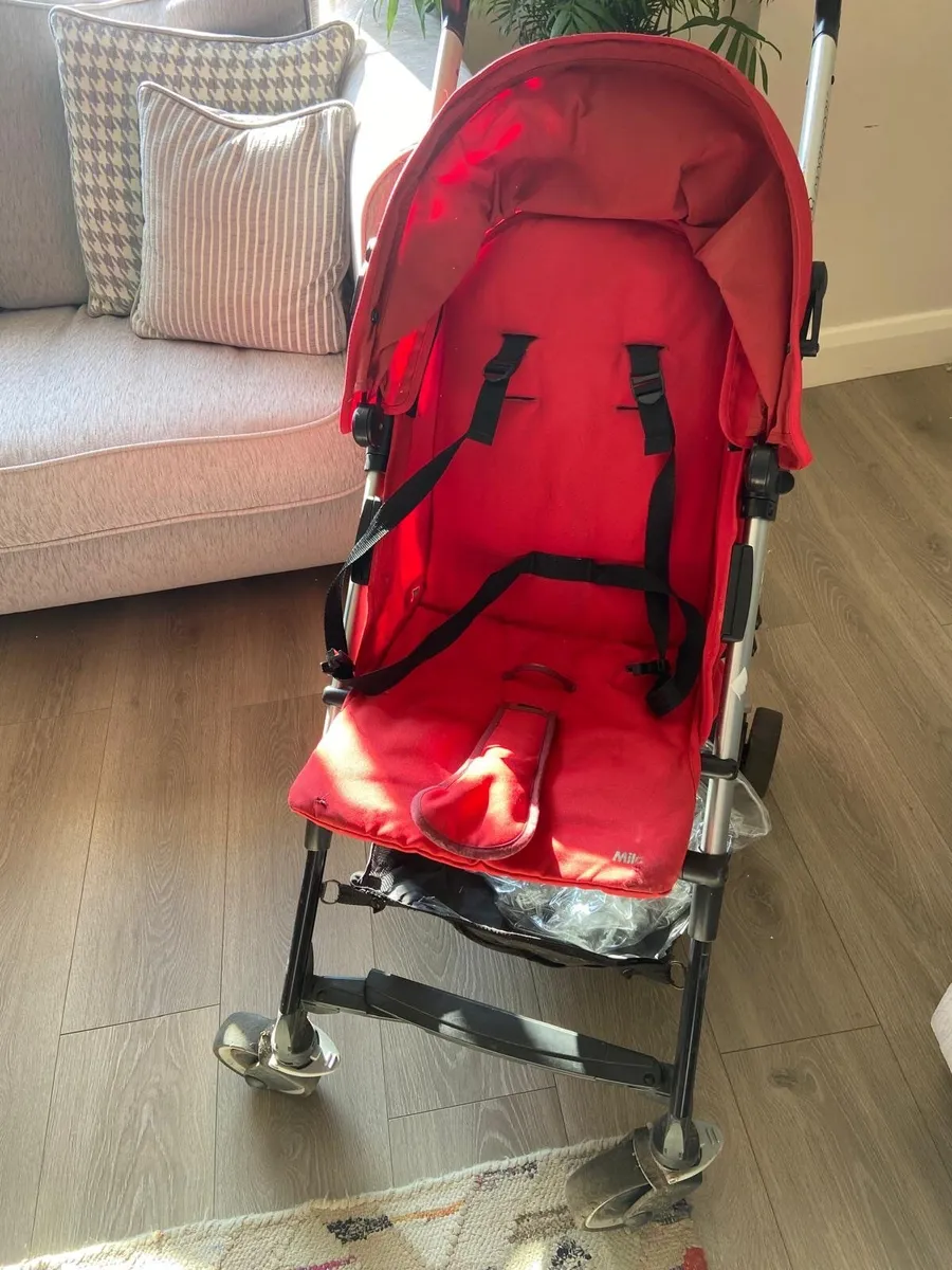 Maxi Cosi travel buggy - Image 4