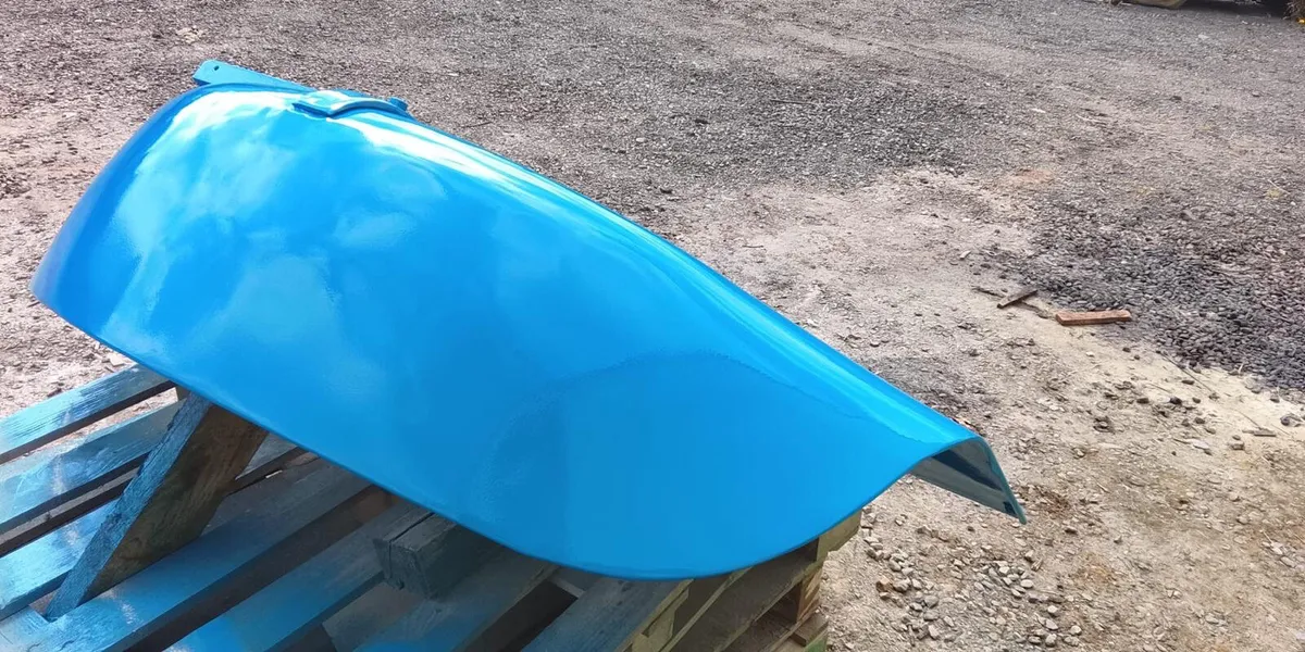 Extra wide Fordson Major Mudguards - Image 3