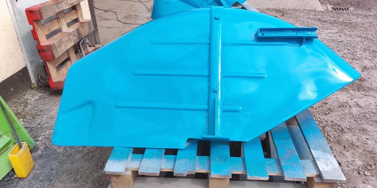 Extra wide Fordson Major Mudguards - Image 4