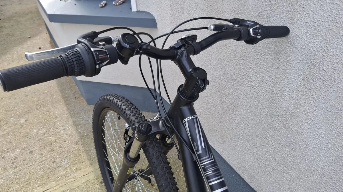 Apollo Bike Size S, wheels 27.5 inch, frame 1 - Image 4